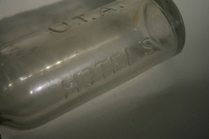 click for 4K .jpg image of UTA bottle